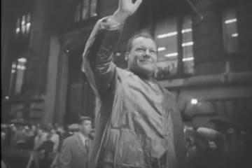 Fotoausschnitt aus der Wochenschau vom 17. Februar 1959: Das Video zeigt den Besuch von Willy und Rut Brandt in New York 1959.