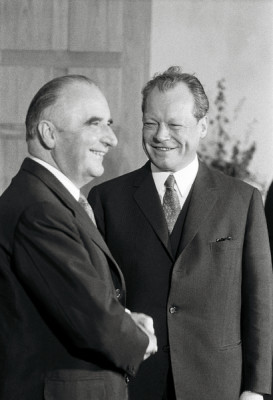Außenminister und Bundeskanzler in Bonn - Willy Brandt