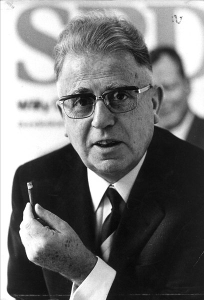 Angaben zur Person Alfred Nau (19061983), SPDKollege Brandts